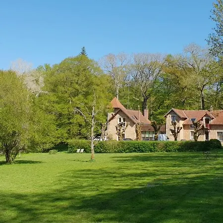 Gîte dans un Domaine Historique-3